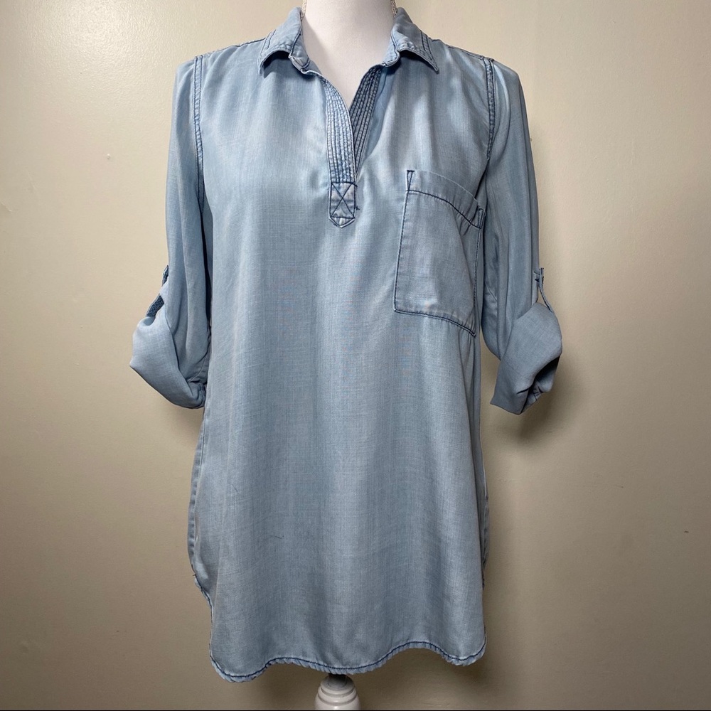 Skies Are Blue chambray denim top